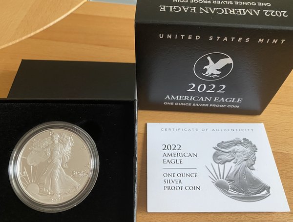 USA: American Eagle One Ounce Silver Proof Coin 2022, Mint S